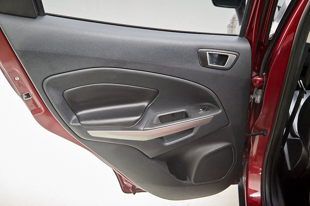 Used 2018 Ford EcoSport Titanium w/ Titanium Cold Weather Package image 19