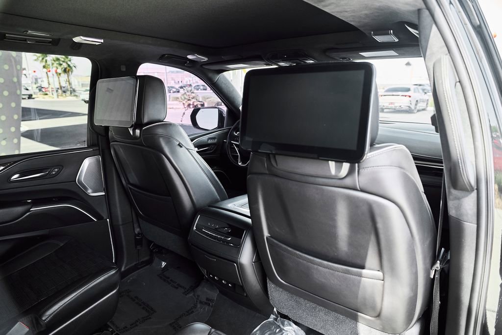 Used 2021 Cadillac Escalade ESV Sport Platinum w/ LPO, ONYX Package AWD/4WD image 43