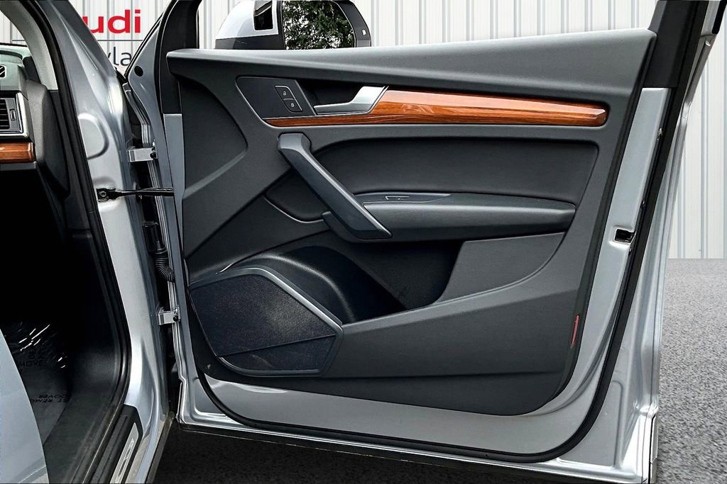 Used 2023 Audi Q5 2.0T Premium image 28