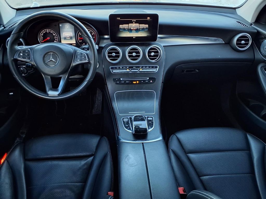 Used 2017 Mercedes-Benz GLC 300 4MATIC Coupe image 10