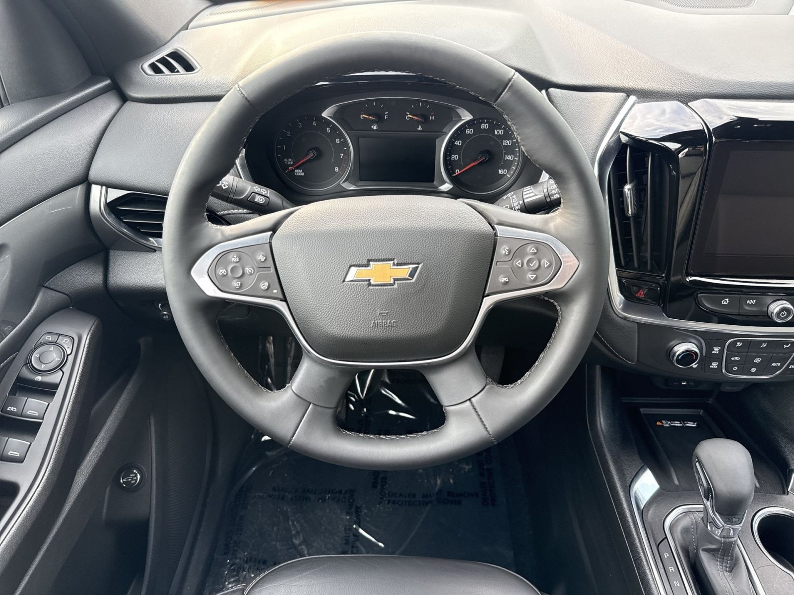 Used 2023 Chevrolet Traverse LT AWD/4WD image 17