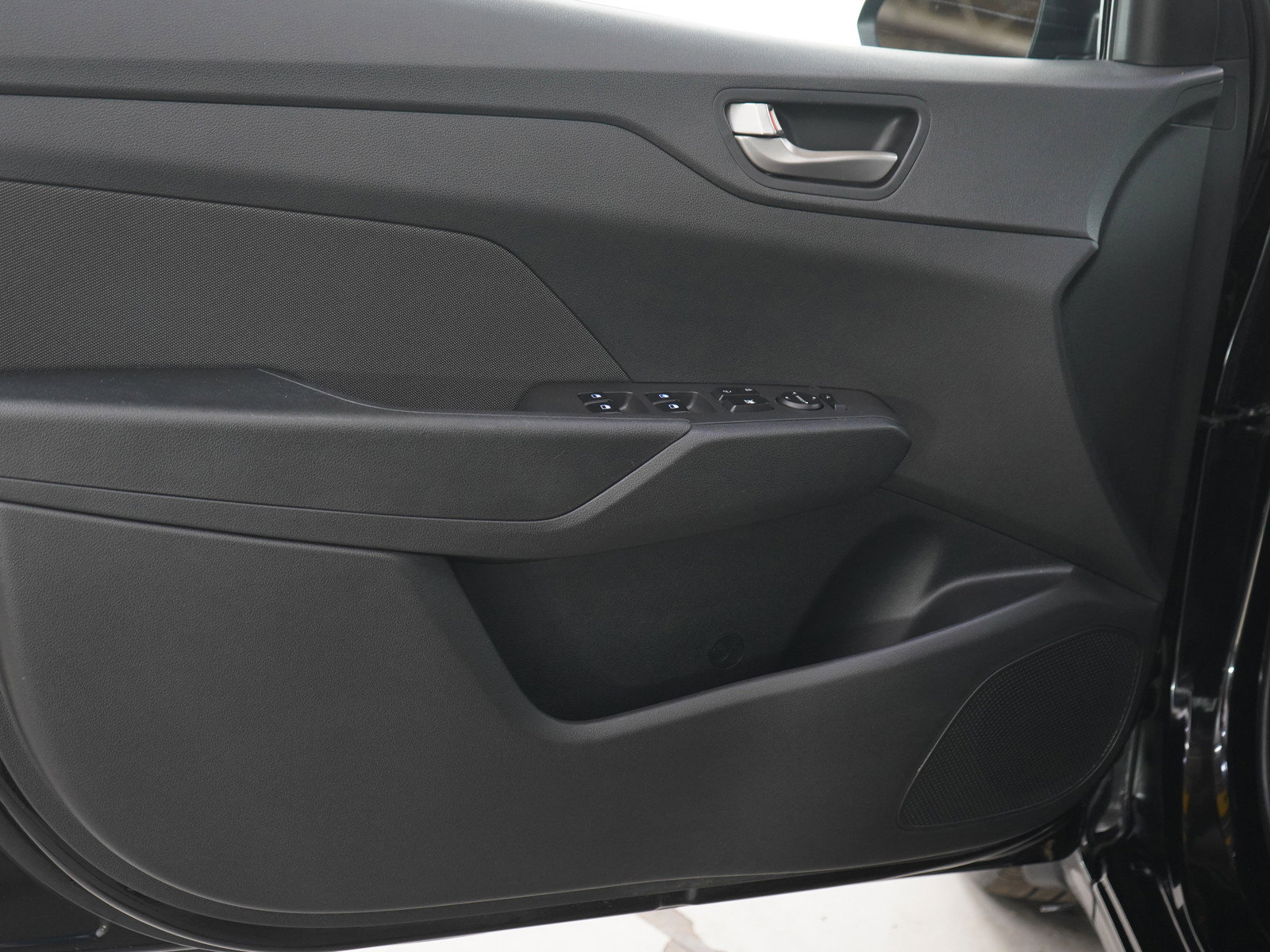 Used 2019 Hyundai Accent SE FWD image 17