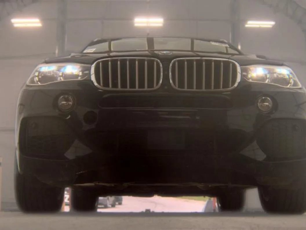 Used 2018 BMW X5 xDrive50i AWD/4WD image 3
