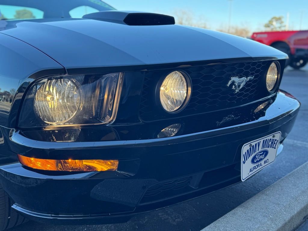 Used 2007 Ford Mustang GT image 36