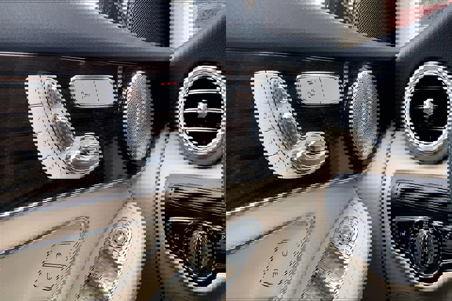 Used 2016 Mercedes-Benz GLC 300 4MATIC image 34