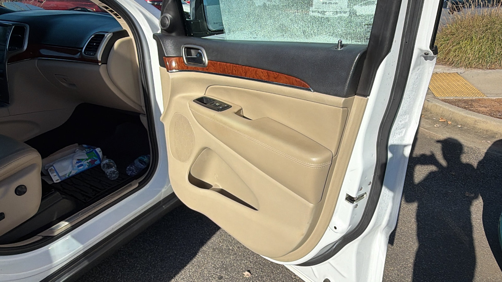 Used 2013 Jeep Grand Cherokee Limited AWD/4WD image 19