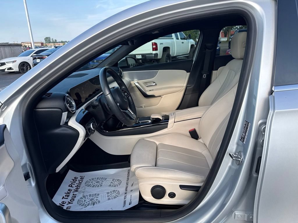 Used 2022 Mercedes-Benz A 220 image 32