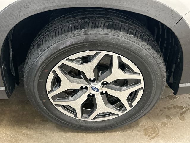 Certified 2023 Subaru Forester Premium image 5