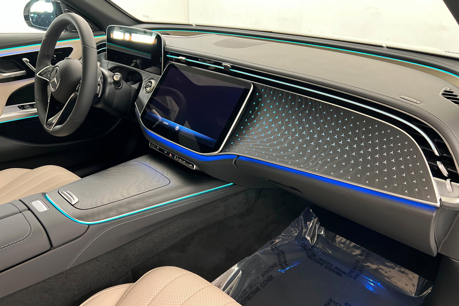 New 2026 Mercedes-Benz E 450 4MATIC Sedan image 23