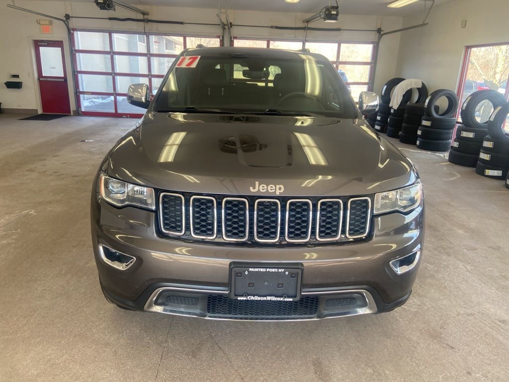 Used 2017 Jeep Grand Cherokee Limited image 2