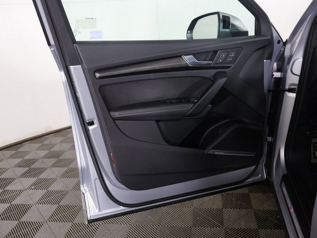 Used 2023 Audi SQ5 Premium Plus w/ Premium Plus Package image 24