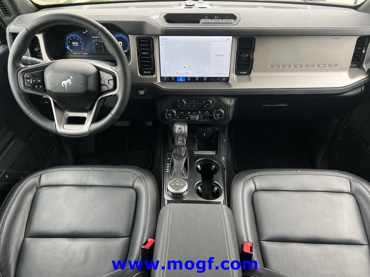 Certified 2025 Ford Bronco Outer Banks AWD/4WD image 5