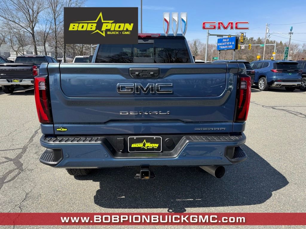Used 2025 GMC Sierra 2500 Denali Ultimate image 4