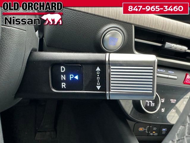Used 2025 Hyundai Sonata Limited FWD image 17
