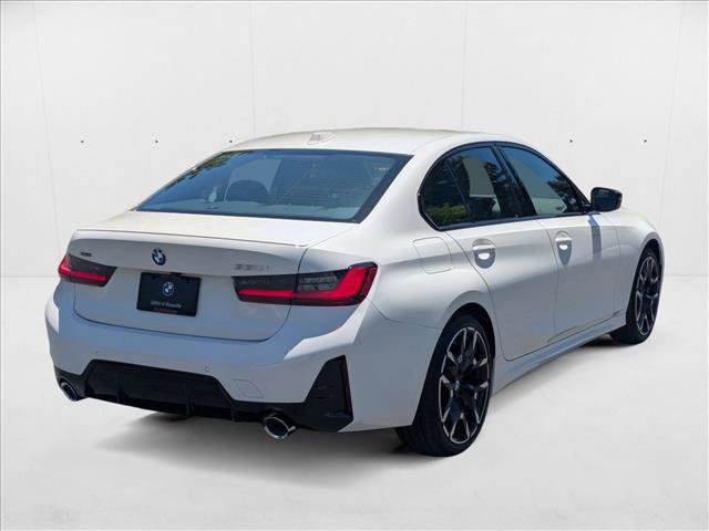 Used 2025 BMW 330i xDrive Sedan image 2