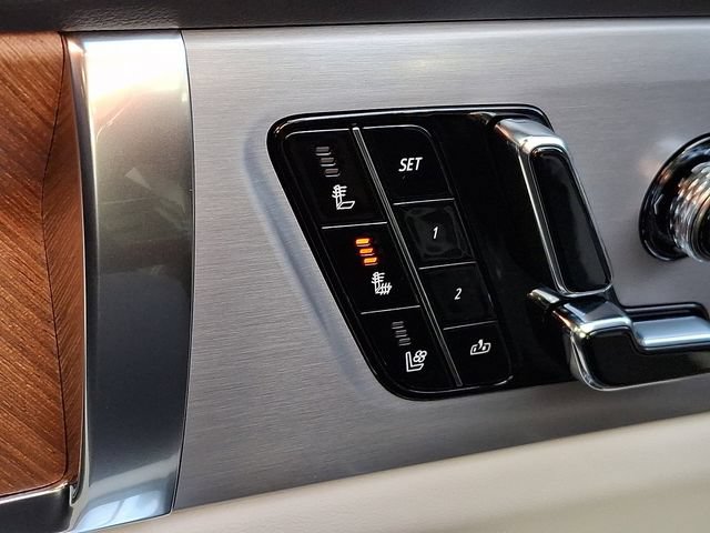 New 2026 Cadillac Vistiq Premium Luxury AWD/4WD image 15