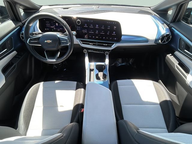 Used 2025 Chevrolet Equinox EV LT FWD image 32