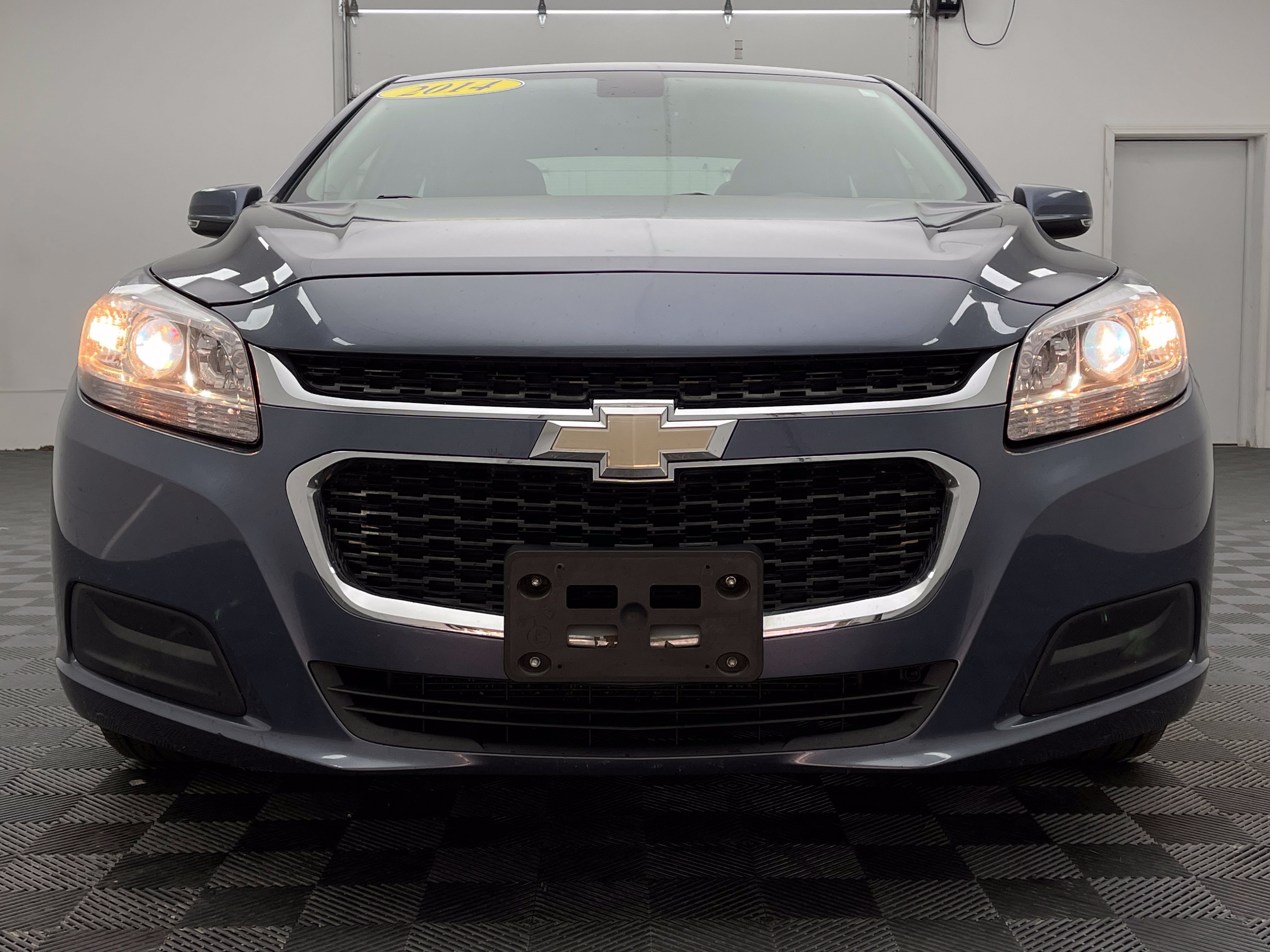 Used 2014 Chevrolet Malibu LT w/ Power Convenience Package FWD image 11