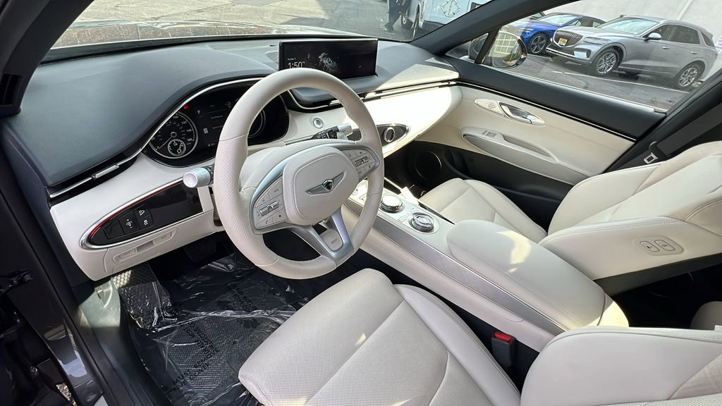 Used 2025 Genesis Electrified GV70 Advanced image 25