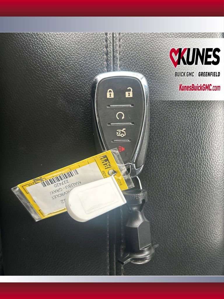 Used 2023 Chevrolet Malibu LT image 18