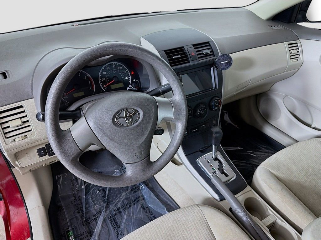 Used 2010 Toyota Corolla LE FWD image 12