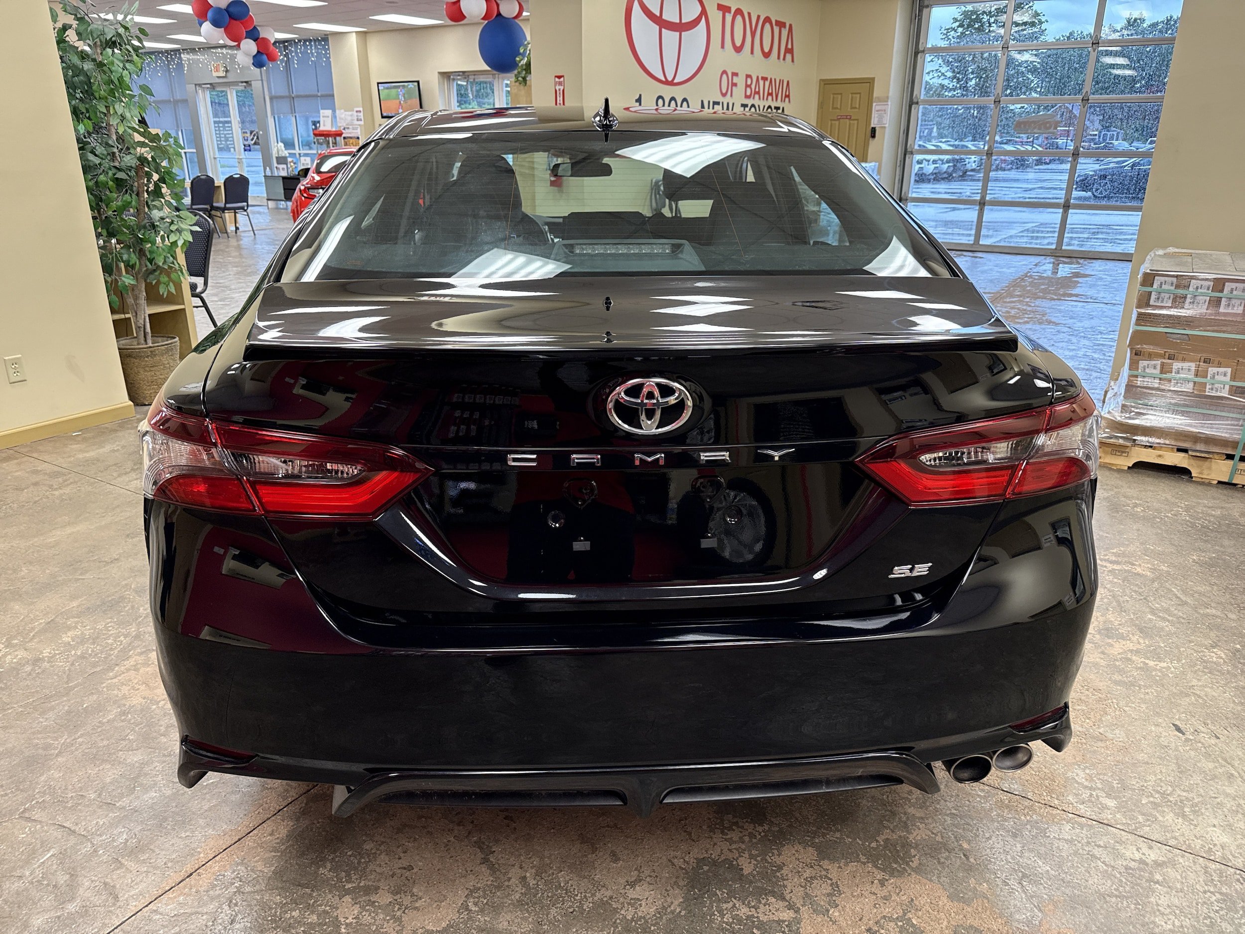 Used 2023 Toyota Camry SE FWD image 9