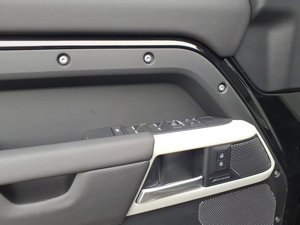 Certified 2024 Land Rover Defender 110 S image 10