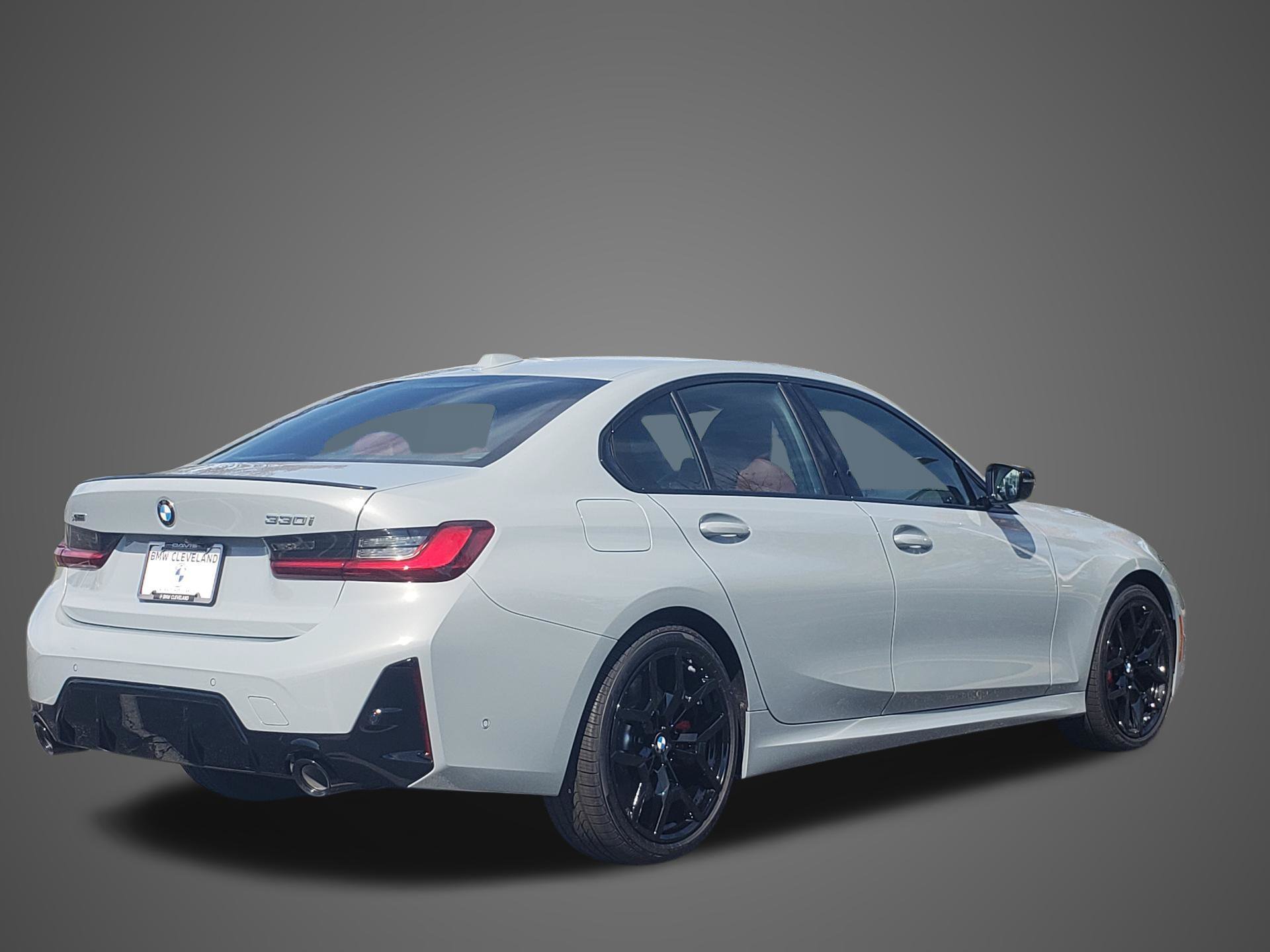New 2026 BMW 330i xDrive Sedan w/ M Sport Package AWD/4WD image 8