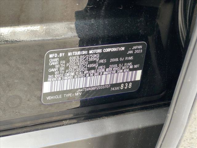 Used 2023 Mitsubishi Outlander SEL image 25