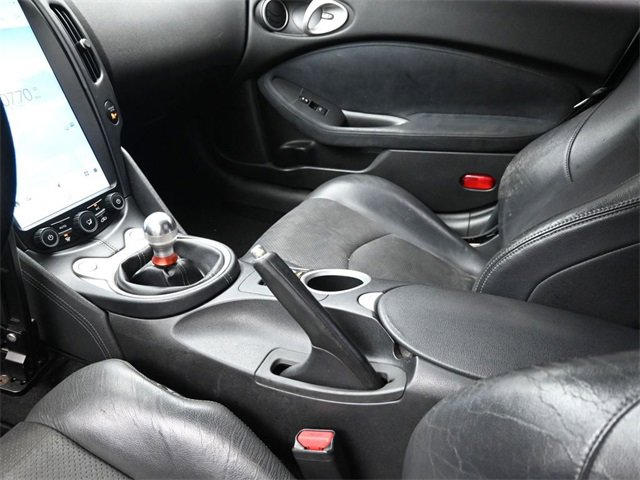 Used 2009 Nissan 370Z Touring image 20