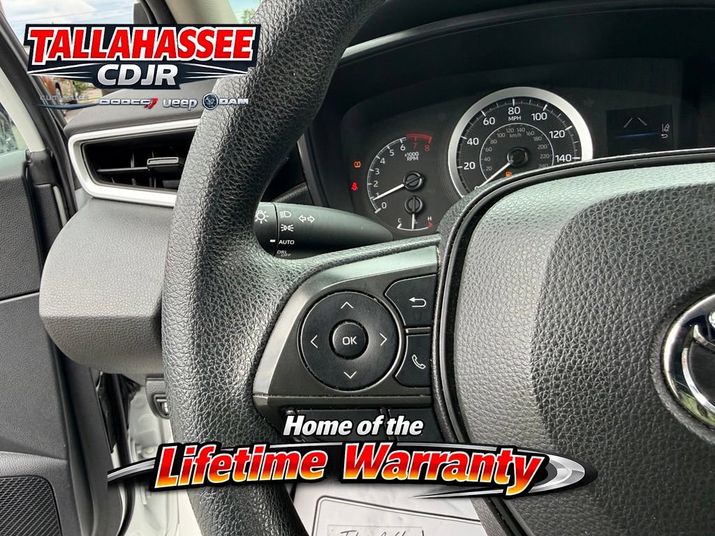 Used 2022 Toyota Corolla LE FWD image 15