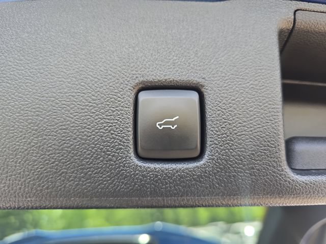 Certified 2023 Ford Escape ST-Line Select w/ Tech Pack #2 AWD/4WD image 9