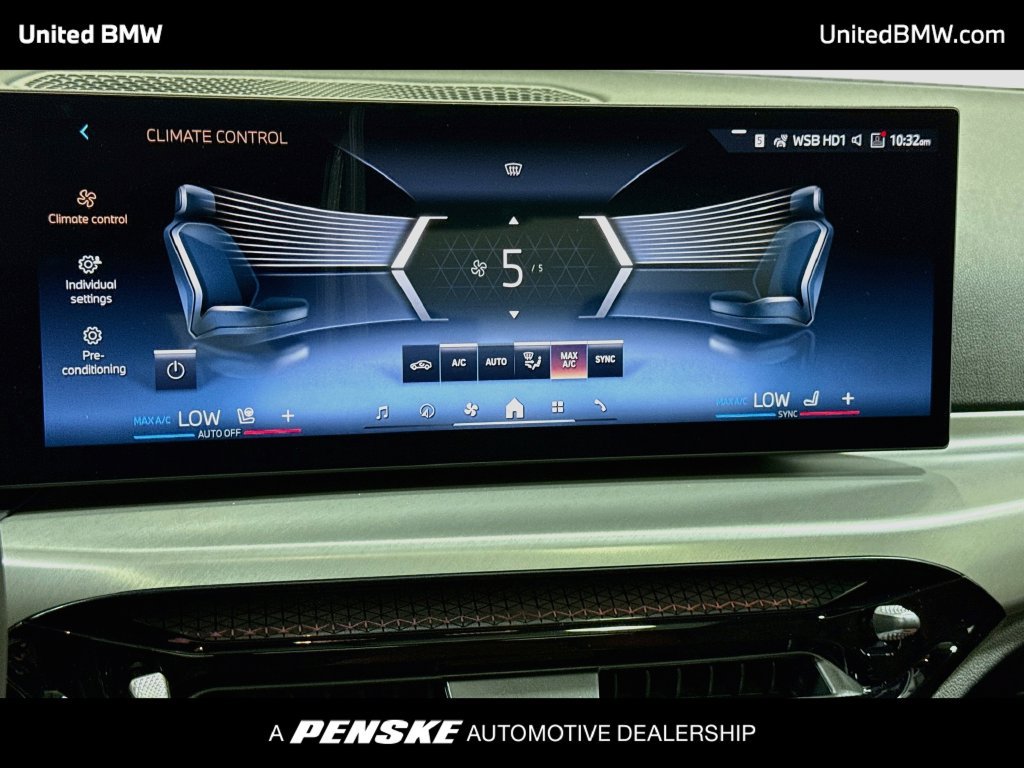 New 2026 BMW 330i Sedan w/ M Sport Package RWD image 18