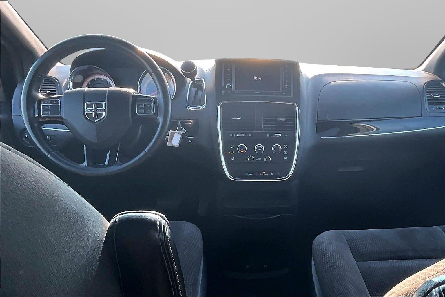 Used 2017 Dodge Grand Caravan SE FWD image 13