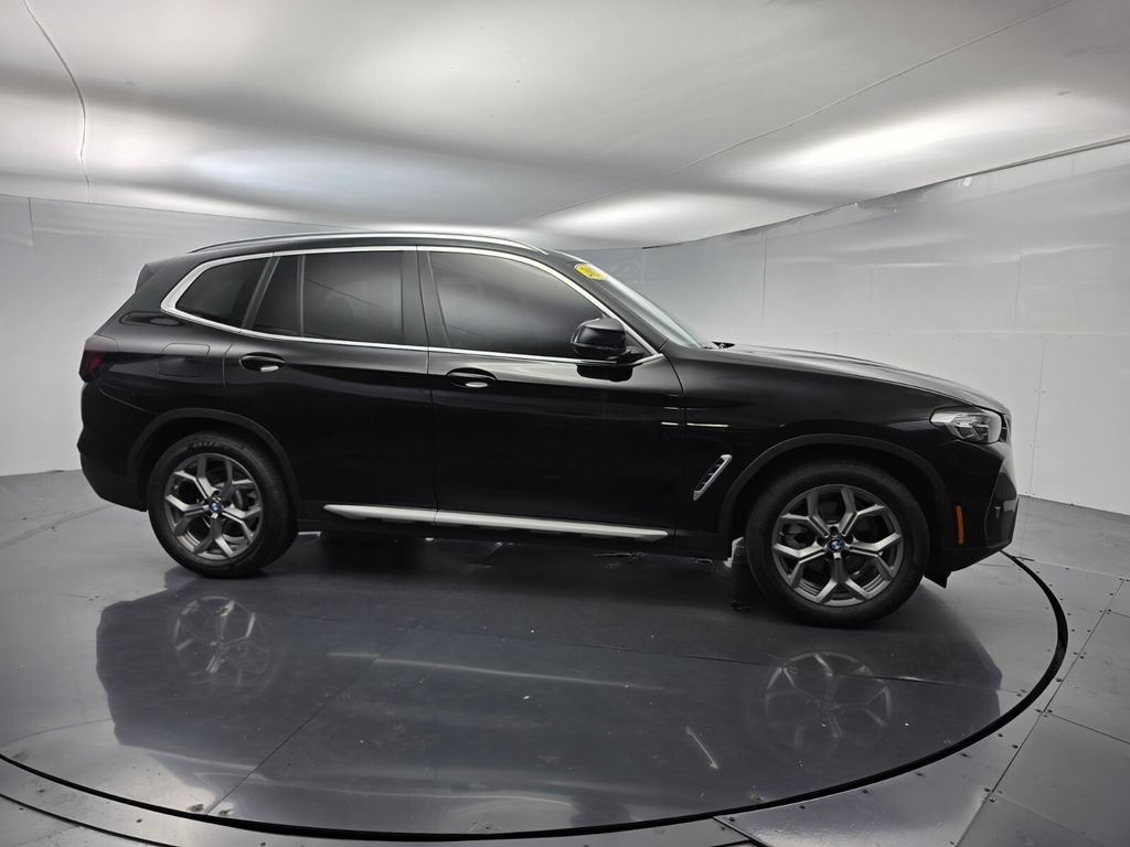 Used 2023 BMW X3 sDrive30i w/ Premium Package RWD image 3