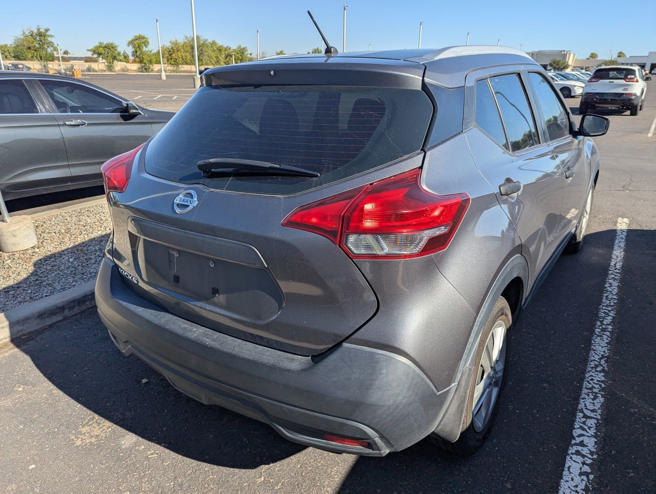 Used 2019 Nissan Kicks S FWD image 5