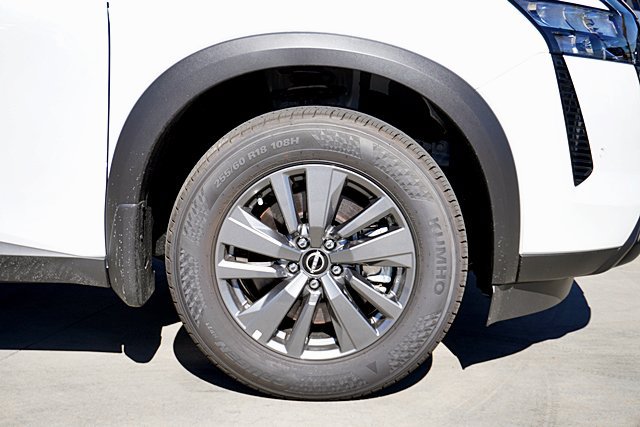 New 2026 Nissan Pathfinder SV w/ Cargo Package FWD image 14
