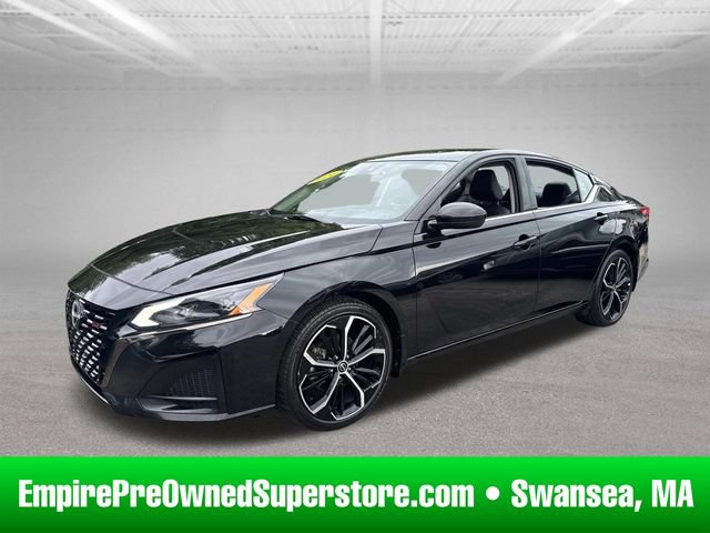 Used 2024 Nissan Altima 2.5 SR