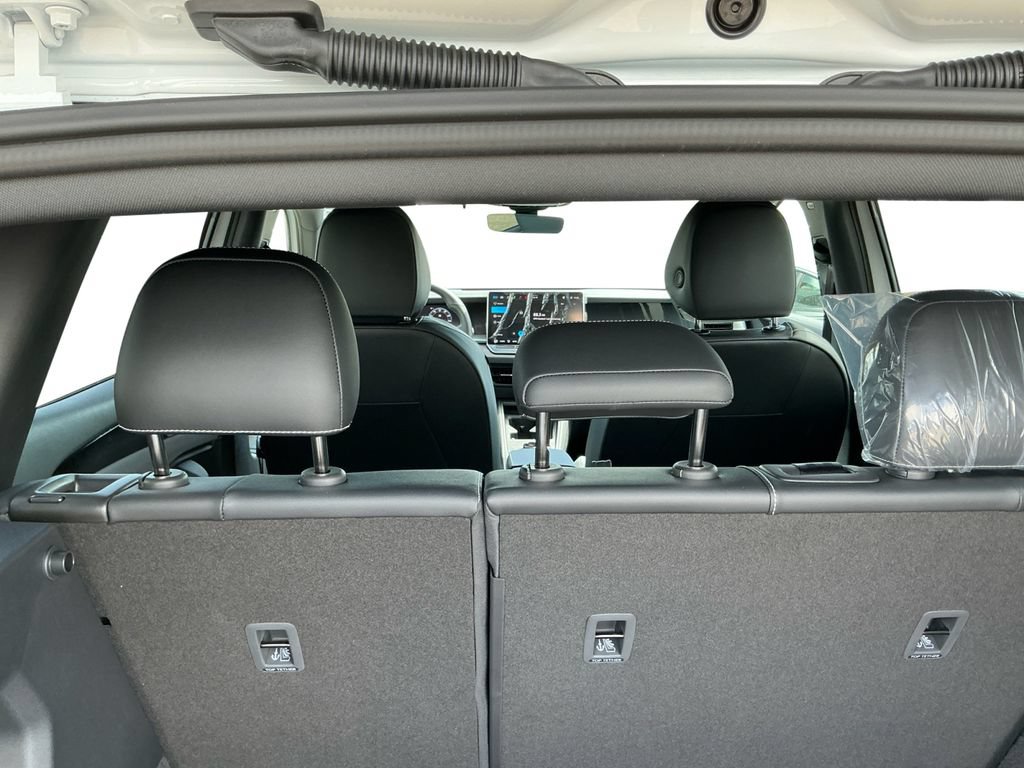 New 2026 Volkswagen Tiguan SE R-Line AWD/4WD image 21