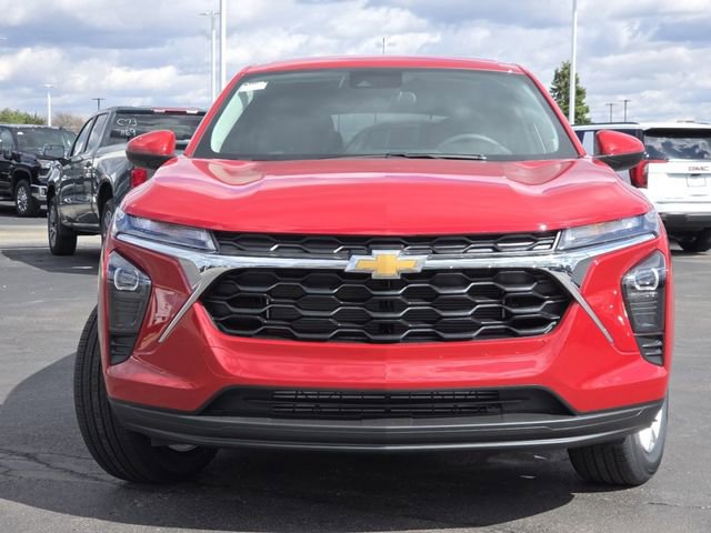 New 2026 Chevrolet Trax LS w/ LS Convenience Package image 14