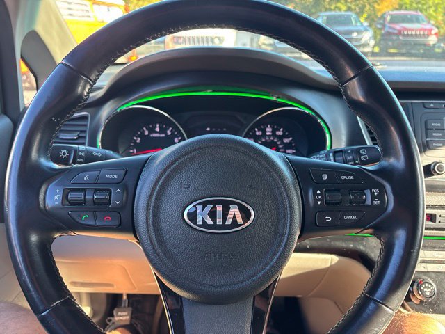 Used 2016 Kia Sedona LX w/ LX Essentials Premium Package FWD image 22