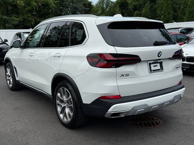Used 2025 BMW X5 xDrive40i w/ Parking Assistance Package AWD/4WD image 6