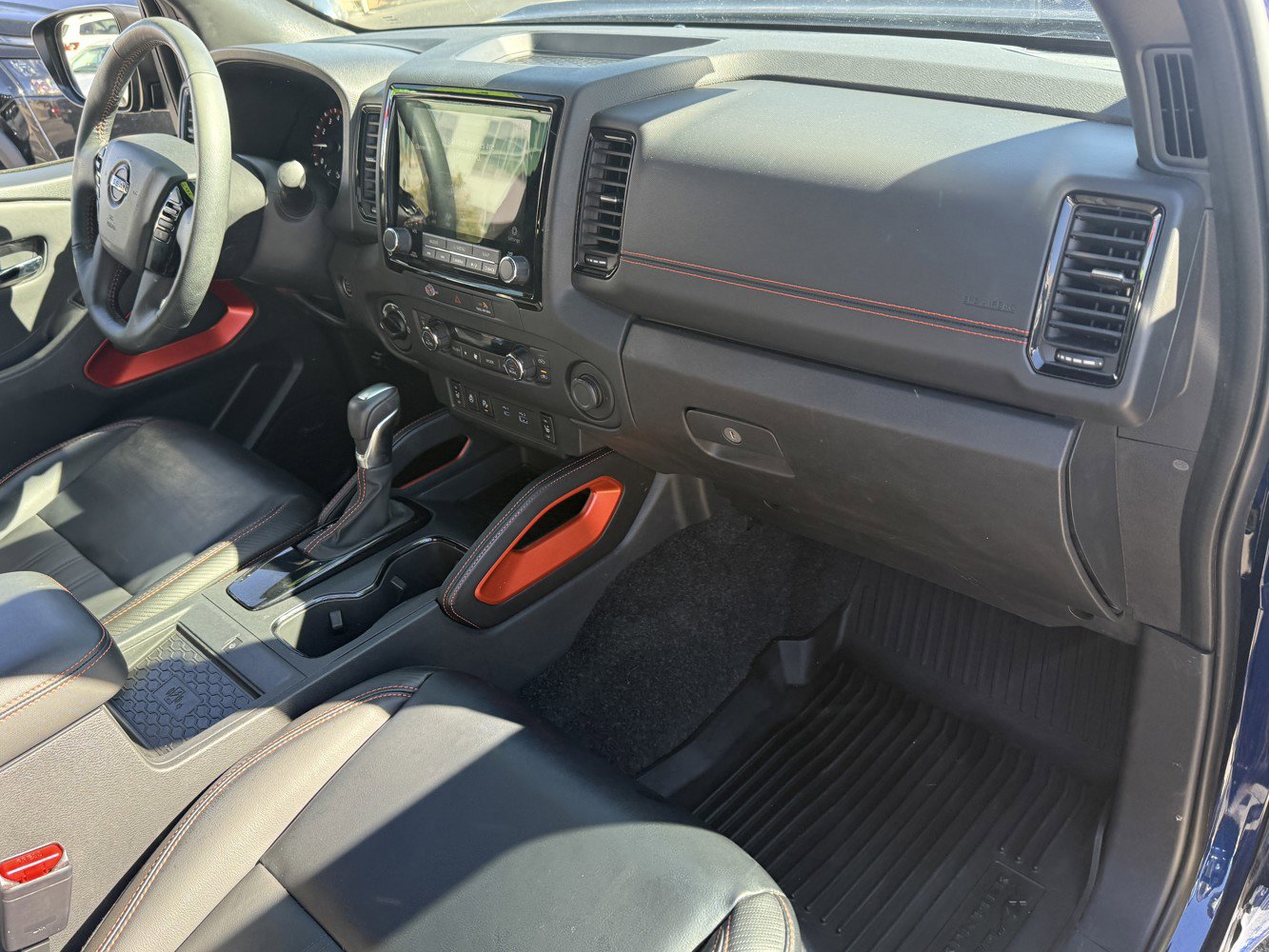 Used 2023 Nissan Frontier PRO-4X w/ Pro-4X Premium Package image 27