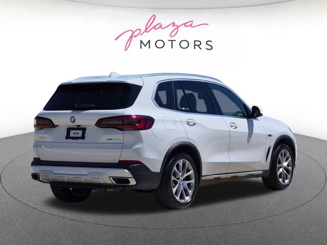 Certified 2022 BMW X5 xDrive45e w/ Premium Package AWD/4WD image 5