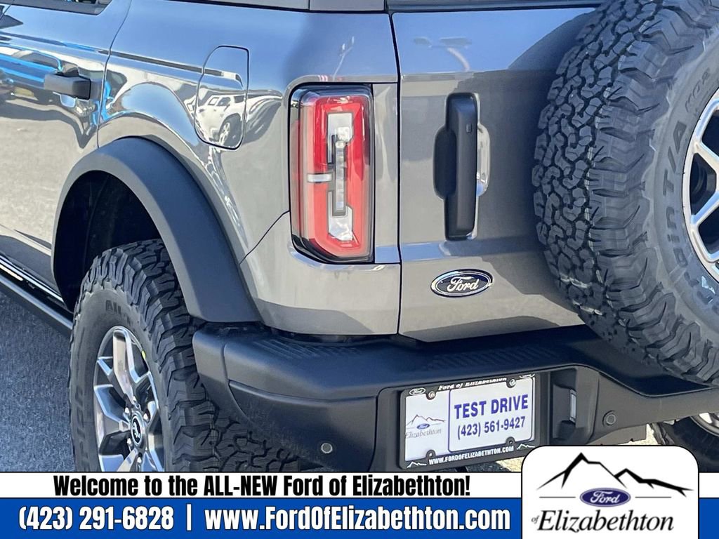 New 2025 Ford Bronco Badlands image 5