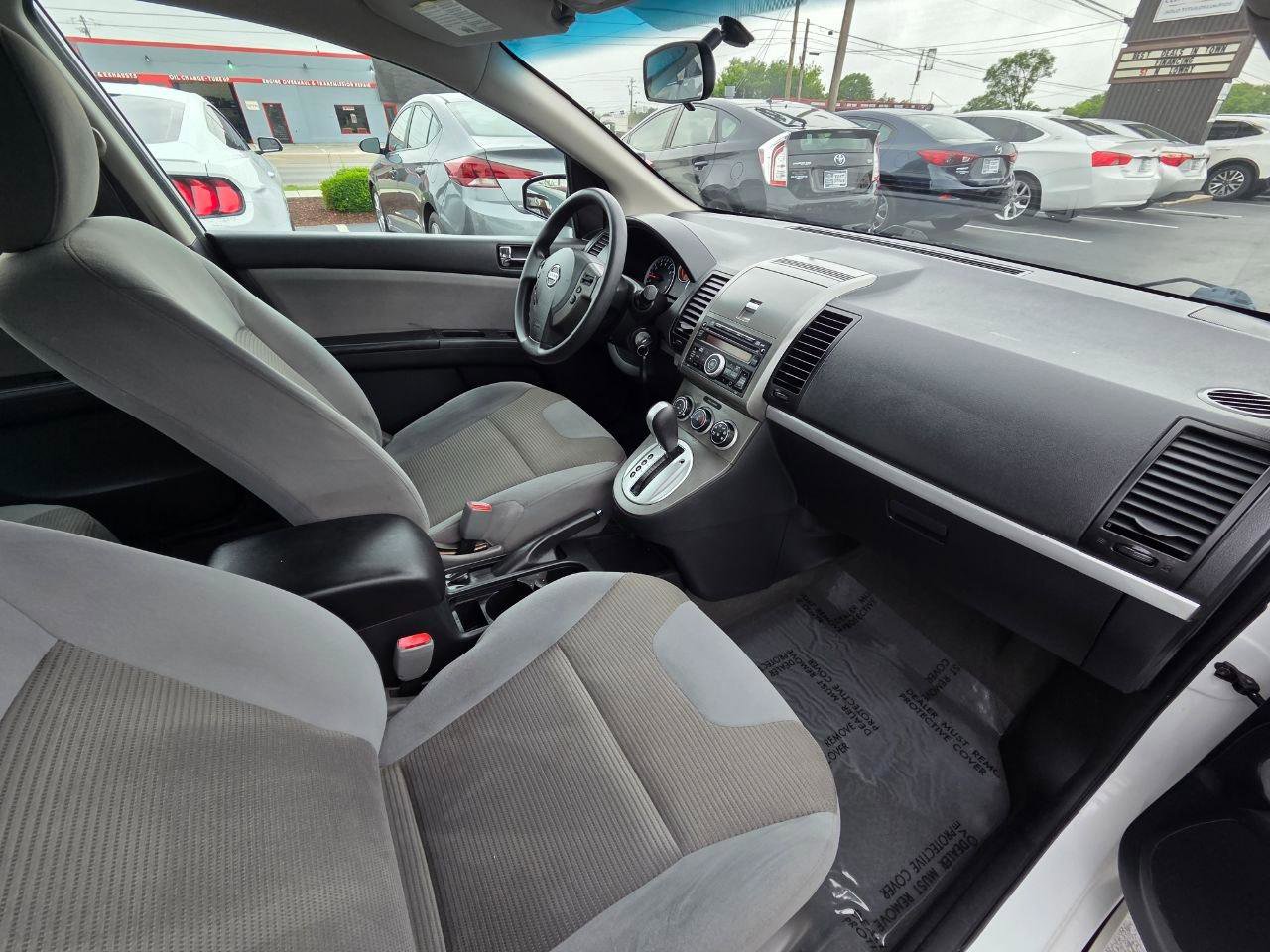 Used 2012 Nissan Sentra 2.0 SR FWD image 18