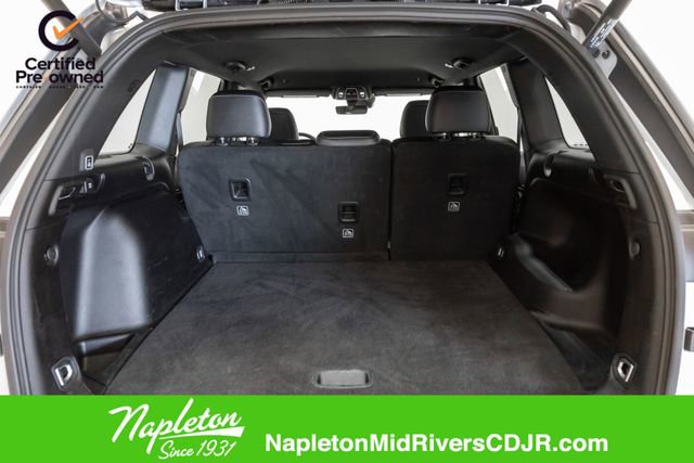 Used 2025 Jeep Grand Cherokee Altitude image 26