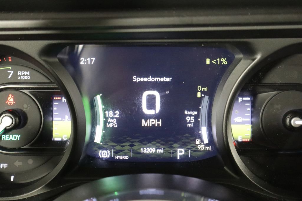 Used 2025 Jeep Wrangler Unlimited Sahara image 41