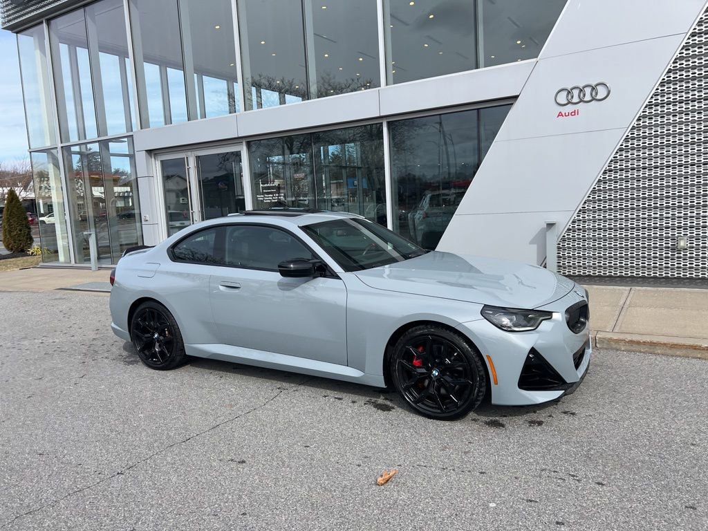 Used 2025 BMW M240i xDrive M240i w/ Premium Package image 9