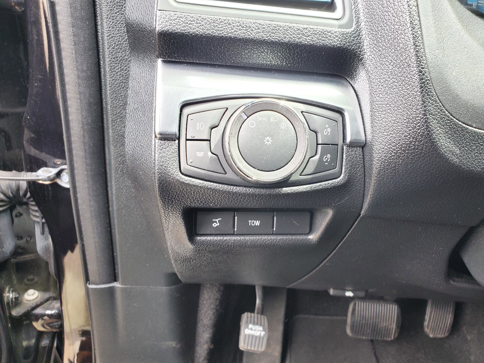 Used 2019 Ford Explorer Sport w/ Equipment Group 401A image 43